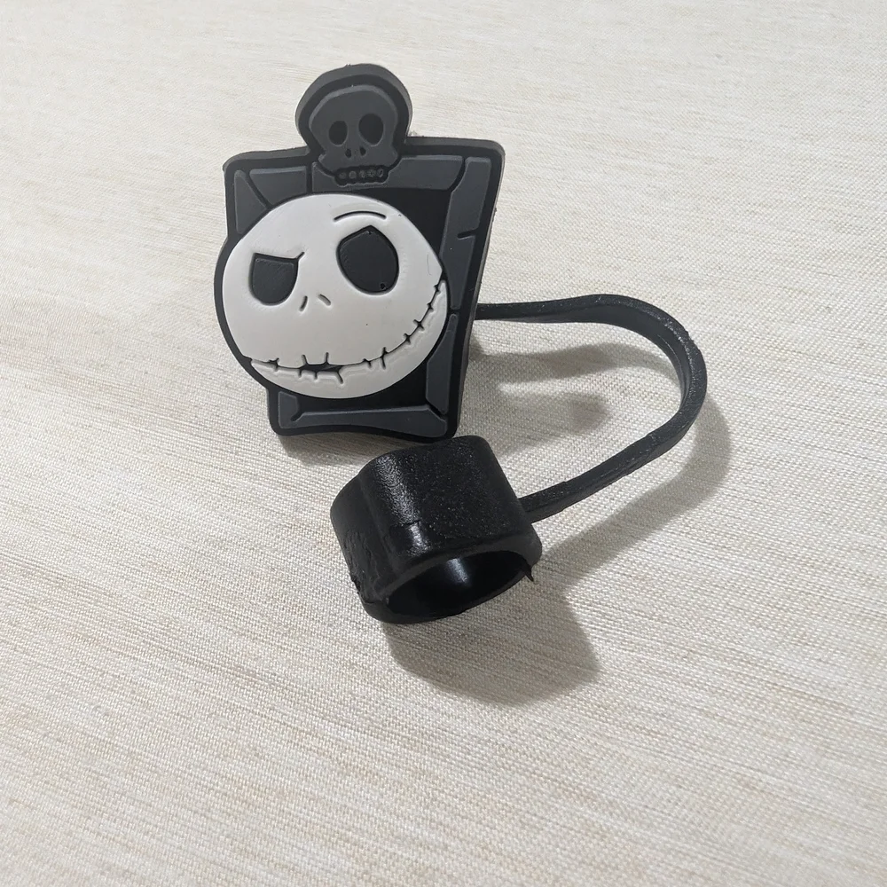🎀$5 Disney The Nightmare Before Christmas Black and White Straw Charm